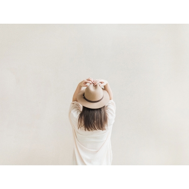 Lámina Chica sombrero