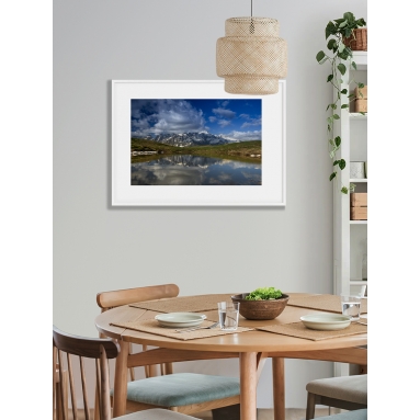 Lámina Lago en montaña nevada 2